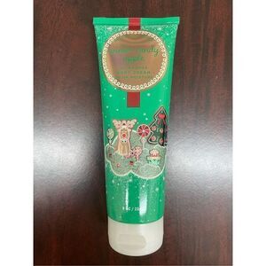 NWT Bath & Body Works Warm Candy Apple Body Cream Size 8 oz